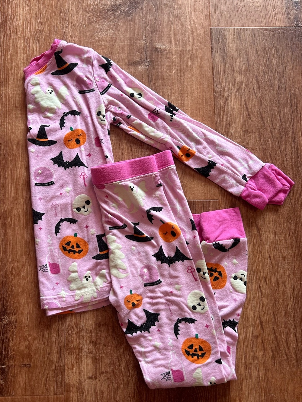 Little Sleepies Pink Halloween Print Pajama Set with Orange Pumpkins